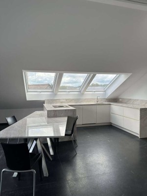 Exklusive 3-Zimmer-Wohnung in Eimeldingen mit Einbauküche, Garten & Balkon:
