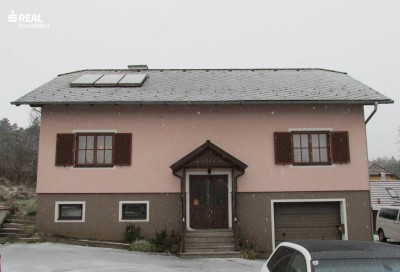 Idyllisches, seniorengerechtes Landhaus mit Nebengebäude und Garten