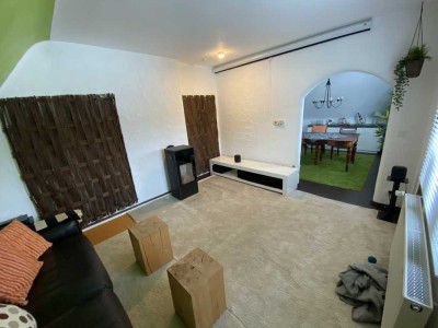 Vollmöbilierte helle 3-Zimmer Dachwohnung in Mayen