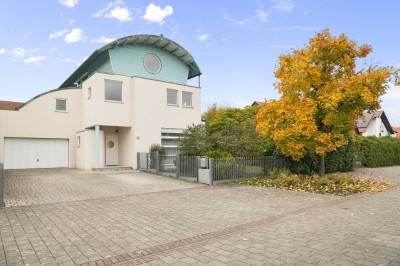 Raum für Leben – traumhafte Architektenvilla in Bestlage mit Platz für Familie & Mehrgenerationenwoh