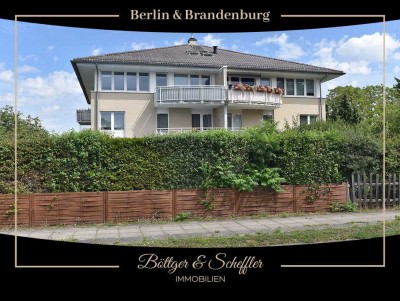 Anlageobjekt! Gut vermietete 2-Zimmer-Eigentumswohnung mit Balkon & PKW-Stellplatz