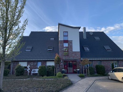 Helle, moderne, barrierefreie DG-Penthouse-Wohnung, stadtnah