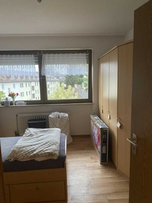 Exklusive 4-Zimmer-Wohnung mit EBK in Stein