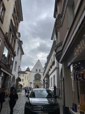 � Frisch renovierte 2,5-Zimmer-Wohnung in der Altstadt von Koblenz