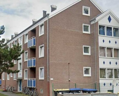 Freundliche und gepflegte 2-Raum-Wohnung mit Balkon und EBK in Papenburg