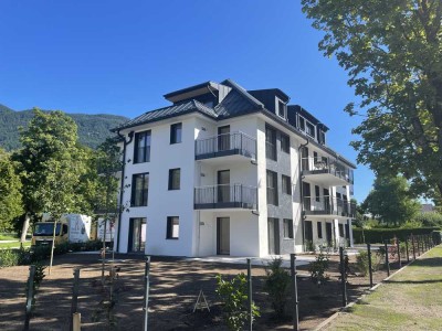Neubau Geschmackvolle 4-Raum-EG-Wohnung mit lux. Innenausstattung in Bad Reichenhall