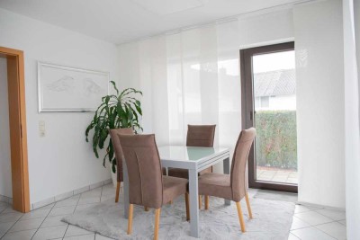Doppelhaushälfte mit 2 Terrassen, Garage und Stellplatz