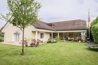 Charmantes Einfamilienhaus mit großem Garten in ruhiger Lage