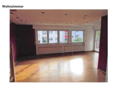 Großzügige 4,5-Zimmer-Wohnung mit Balkon in Fellbach – ideal für Paare & Familien (Nichtraucher)