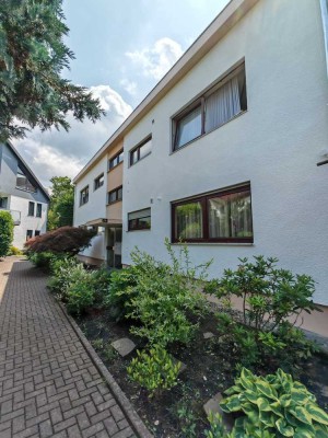 ** EIGENER GARTEN, WOHNEN IM AUKAMM & 1 ZIMMER APPARTEMENT IM DG **