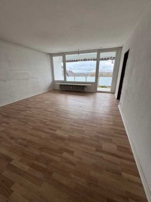 Nur mit WBS - Schöne und modernisierte 3-Zimmer-Wohnung mit Balkon in Solingen Südstadt