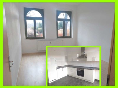 Moderne EBK, Balkon und Stellplatz - 2-Raum-Whg in ruhiger Lage