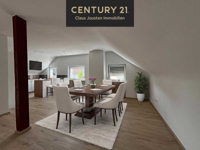 Erstbezug nach Sanierung: Charmante 4-Zimmer Dachgeschoss Wohnung