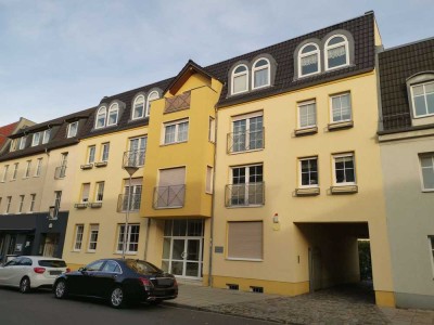 Nähe Staatstheater!!! Großzügige 2-Zimmer-Citywohnung mit Balkon zu vermieten!