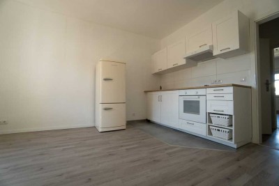 Helle, renovierte 1 ZKB Wohnung mit EBK in Worms Zentrum