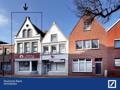 Gepflegter Altbau im Altstadtkern-Kleinfaldern - Eigennutzung oder Rendite