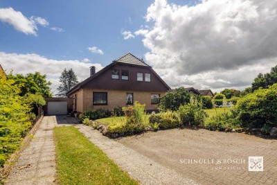 Großzügiges Einfamilienhaus mit wundervollem Garten