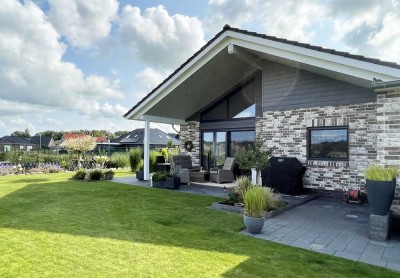 Hooksiel - Traumhaus gesucht? 2022 erbauter Bungalow - Haus und Garten in Bestzustand!