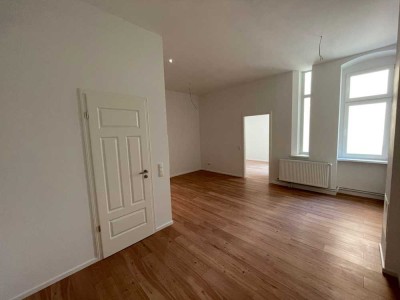 Schöne, ruhige Altbau-Wohnung mit großer Wohnküche in der Wilhelmstadt