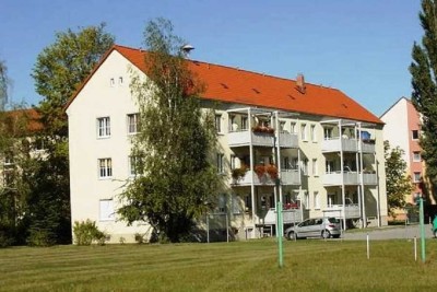 Herzlich willkommen  in dieser schönen Vierraumwohnung mit großem Balkon!