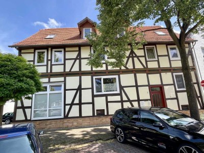 Attraktive Steuervorteile möglich:
Wohn- und Geschäftshaus zentral in Großenritte!