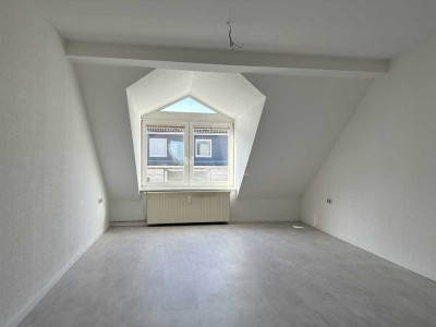 Helle 2-Zimmer-Dachgeschosswohnung in zentraler Lage der Schweriner westlichen Paulsstadt