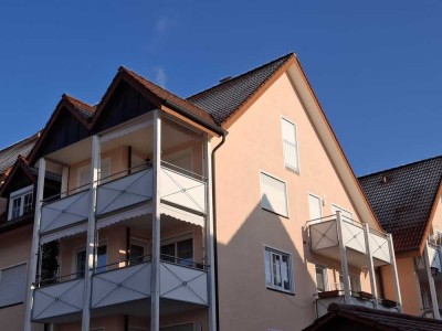 Ansprechende und gepflegte 3-Raum-Maisonette-Wohnung mit geh. Innenausstattung mit Balkon und EBK