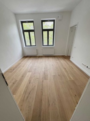 Denkmal- Effizienzhaus - kernsanierte Wohnungen mit EBK im Herzen Lindens!