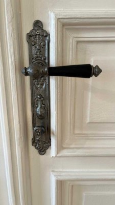 Schöne Altbauwohnung direkt im Zentrum von Oranienburg / Anfragen nur per E-Mail