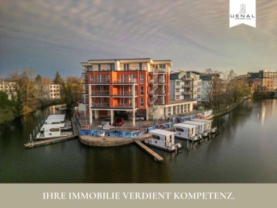 Brandenburg an der Havel: 15 moderne Ferienwohnungen direkt am Wasser – mit Anleger & Bootsverleih!