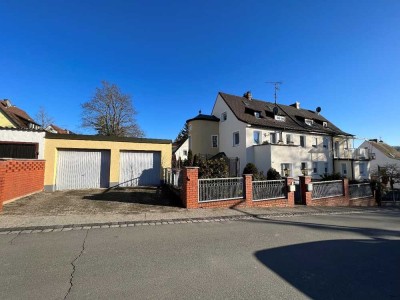 2-Familienhaus in sehr ruhiger und grüner Lager von Fürth - Unterfarrnbach