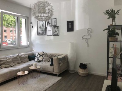 2ZKB helle Wohnung, nahe Rheinufer und Altstadt
