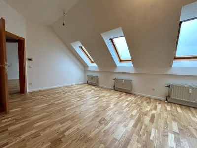 Unbefristetes Mietverhältnis: Hochwertige 2-Zimmer-Dachgeschosswohnung in Fürstenfeld