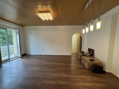 2,5 Zimmer Wohnung mit Balkon in der Patrizigasse zu vermieten!