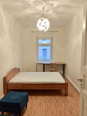 Möbliertes Zimmer in 2-Zi-WG *** Furnished Room in shared 2-Room apartment