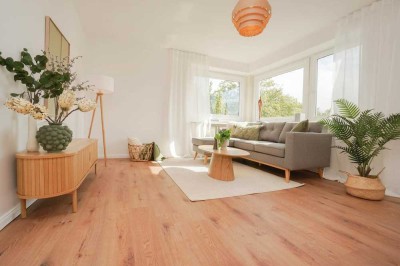 Freie modernisierte 4 Zi-Whg mit 2 Balkonen in toller Lage, provisionsfrei