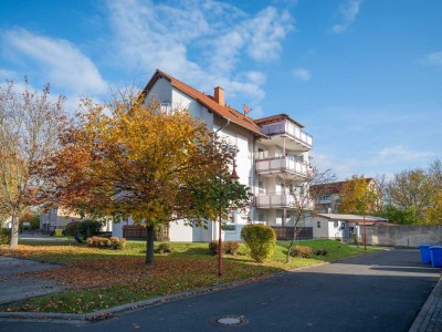 SCHÖNes WOHNEN: Funktionaler Grundriss, Tageslichtbad, Gäste-WC, Balkon, Stellplatz