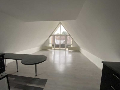 Attraktive und gepflegte 2-Zimmer-Wohnung mit Balkon und Einbauküche in Dornhan