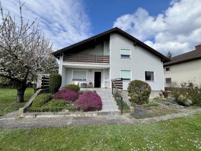 CHARMANTES EINFAMILIENHAUS auf 760m2