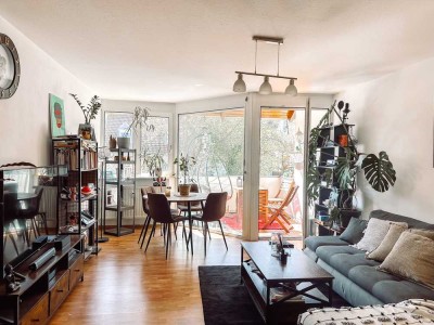Wohnen im Grünen: Helle 2-Zimmer-Wohnung mit Südbalkon und idealem Grundriss