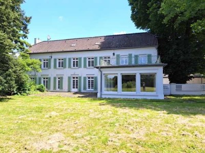 - Eine besondere Immobilie mit Geschichte - 
Stattliches, imposantes Herrenhaus auf dem Agnetenhof