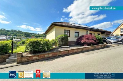 Butzweiler: Einfamilienhaus in gepflegtem Zustand mit schönem Garten, Terrasse, Balkon und Garage