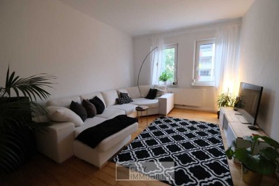 Wohnen im beliebten Maxfeld -  Tolle 2-Zimmer-Wohnung mit EBK, Balkon und Holzdielen