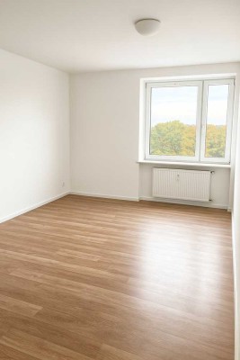 Frisch sanierte 3-Zimmer-Eigentumswohnung mit Balkon & Aufzug