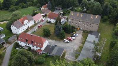 Gemütliches Zuhause mit neuem Balkon: 3-Raumwohnung in Kesselshain