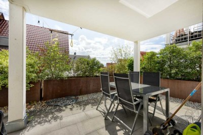 +++ Erdgeschoss mit 15 m² Süd-Terrasse - neu- & hochwertig - inklusive EBK & TG-Stellplatz +++