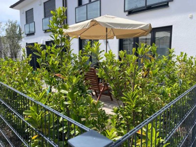 Charmante DHH mit Wohlfühlkfaktor Garten und Hobbyraum mit Bad