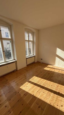 Charmante, sonnige Altbauwohnung in bester Lage von Potsdam – frisch saniert