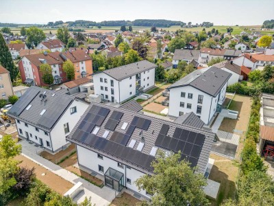 Mozartpark in Anzing: Lichtdurchflutete 2-Zimmerwohnung im Erdgeschoss mit Garten