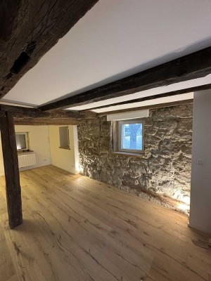Erstbezug nach Sanierung: Freundliches Haus mit vier Zimmern in Ötisheim